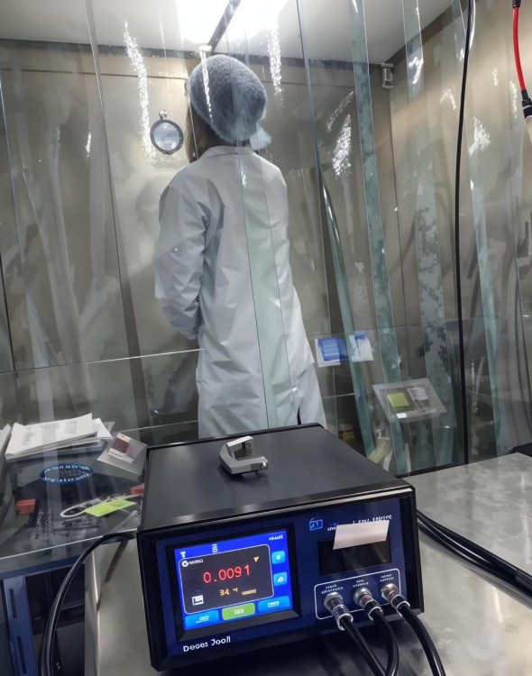 HEPA過濾器檢漏測試現(xiàn)場操作圖