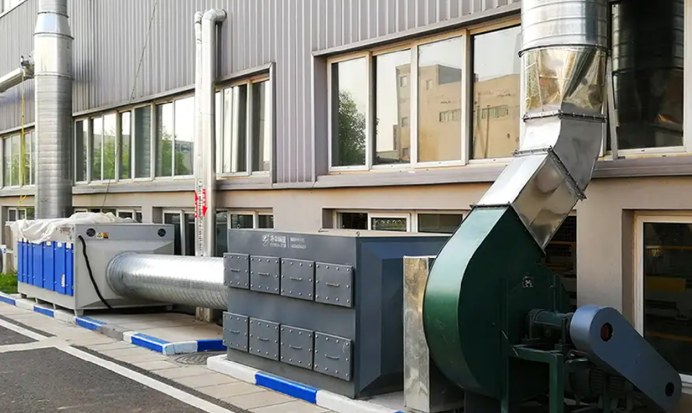 UV光氧催化設(shè)備是如何分解有機廢氣的？